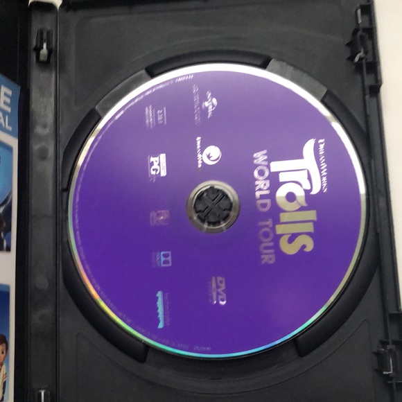 DreamWorks Trolls World Tour Dance Party Edition DVD Animated Kids Movie - Picture 3 of 10